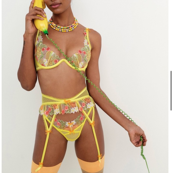 For love & lemons Lingerie Set - Picture 1 of 6